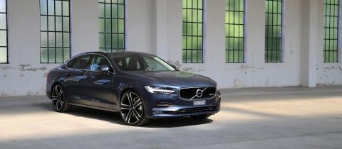 HEICO SPORTIV Volvo Tuning blauer S90 (234) Frontansicht 2