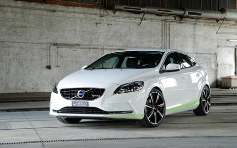 HEICO SPORTIV Volvo Tuning V40 (525) Front with green stripes (1)