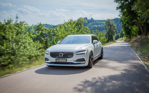 HEICO SPORTIV Volvo Tuning V90 (235) Fahraufnahme Frontansicht (1)