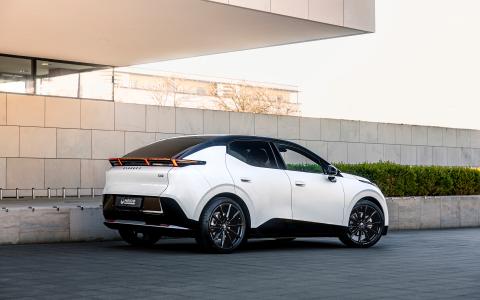 HEICO SPORTIV Lynk & Co 02 (3)